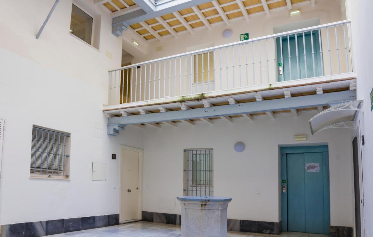 Cdz - Botica, Encantador Apartamento En Pleno Centro Historico Cádiz Exteriör bild